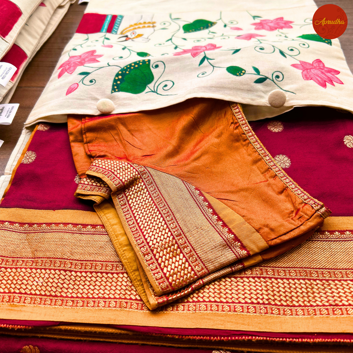 Pichwai Art - Aprudha Saree with Blouse Bags - Pack of 4